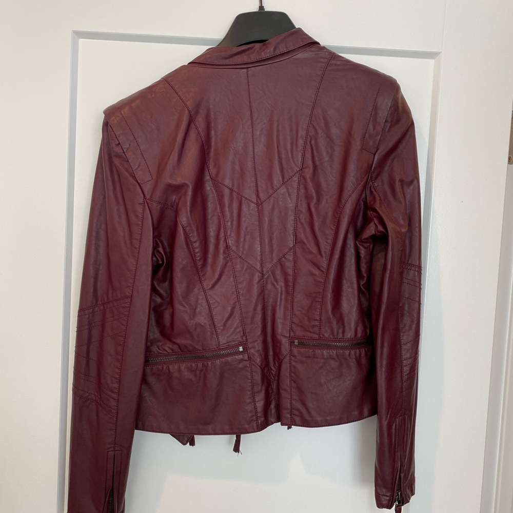 Jacket - Picture 2 of 3